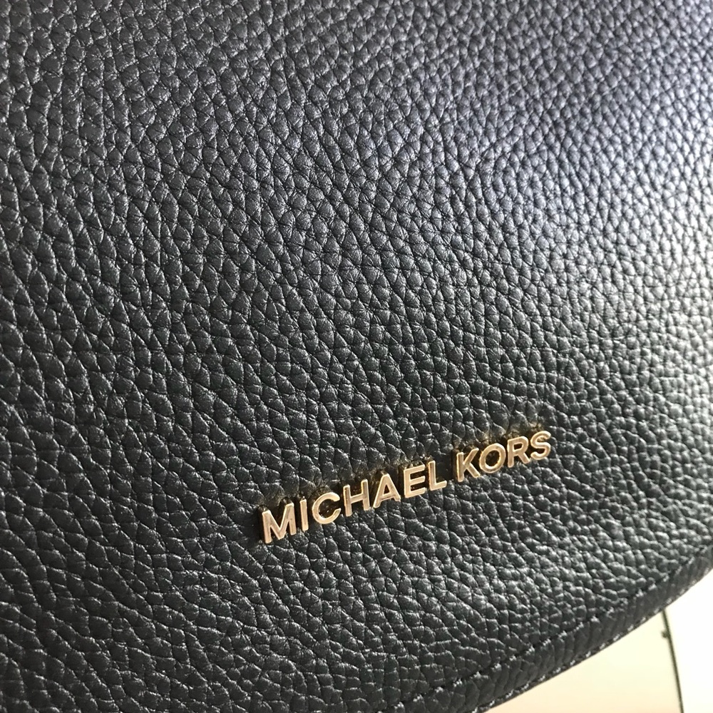 Michael Kors Lydia Black Shoulder Bag Purse - Picture 7 of 8